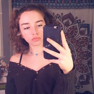 Meet your Posher, Olivia